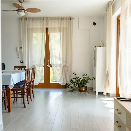 Apartment Casa May- Terrace, Lake View - Wifi - Parking Bellano