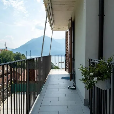 Casa May- Terrace, Lake View - Wifi - Parking * Bellano