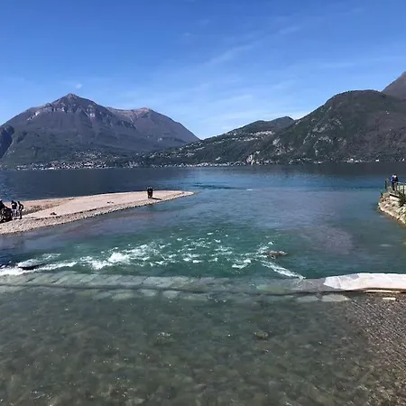 Casa May- Terrace, Lake View - Wifi - Parking Apartment
