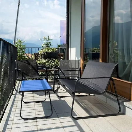 Casa May- Terrace, Lake View - Wifi - Parking *